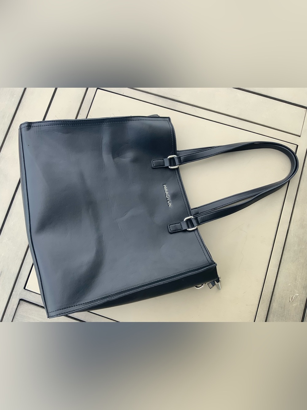 HMIAOYUM Medium PU Leather Tote Bag in Awesome Condition!